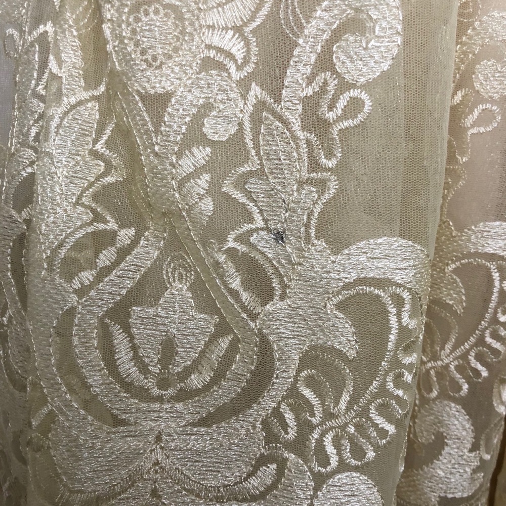 Chi Chi London ModCloth Gilded Grace Lace … - Picture 11 of 14
